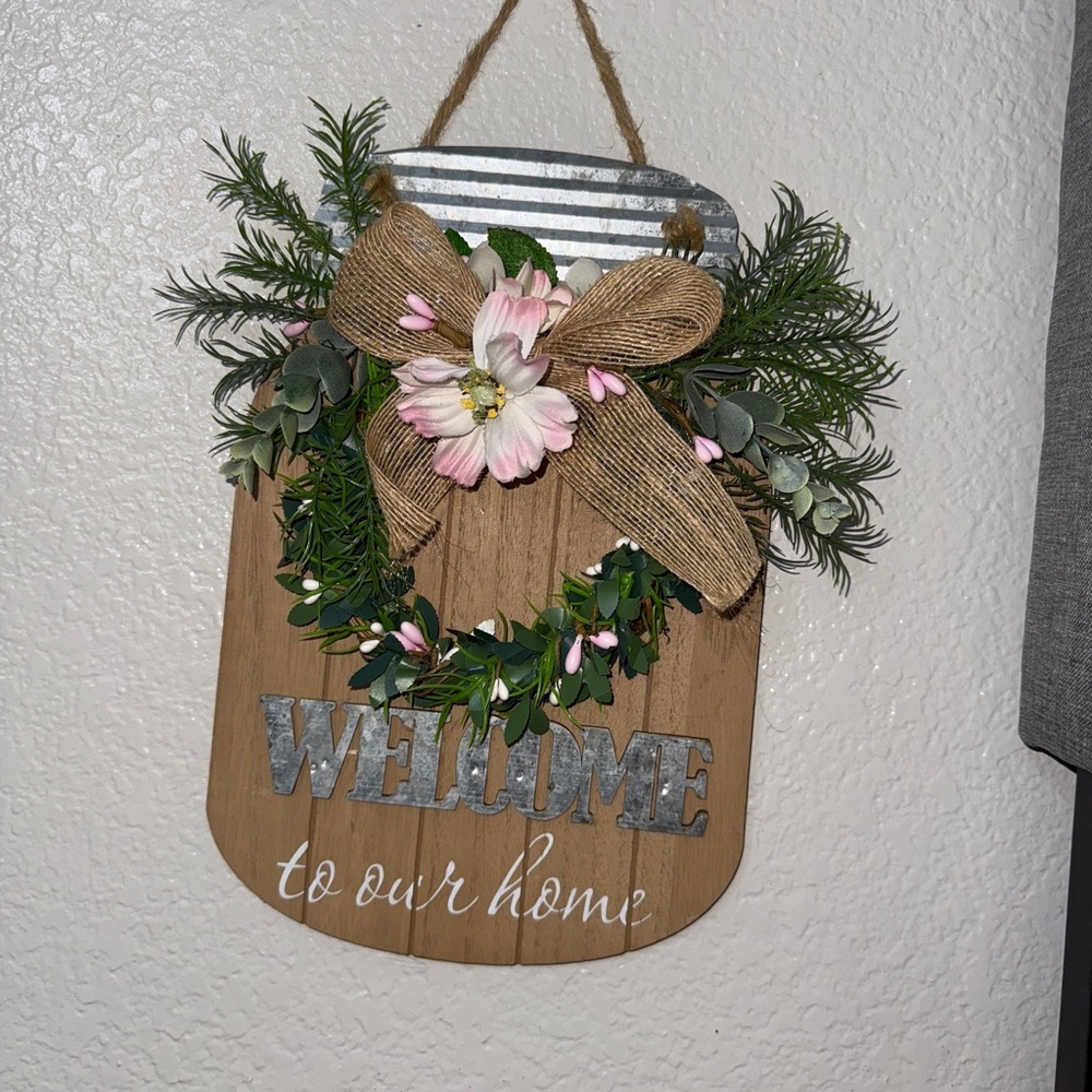 Charming Floral Welcome Sign with Burlap Bow